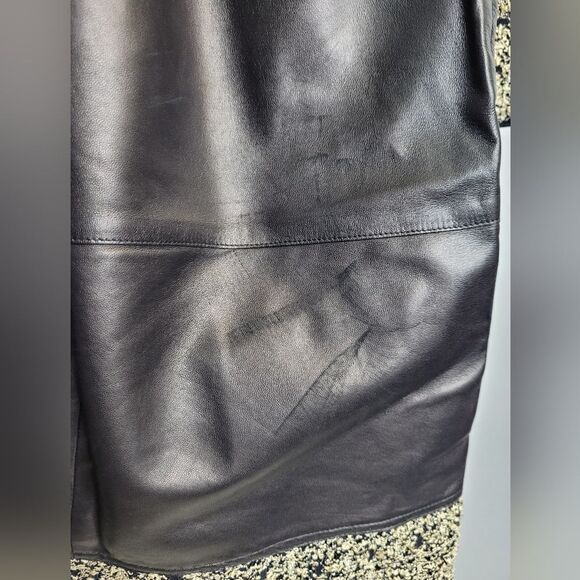 AKRIS lamb leather skirt with trim and matching v-neck top set 12 - Picture 7 of 13
